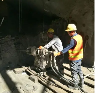 德庆水下抗分散灌浆料特点 水下不分散注浆料介绍